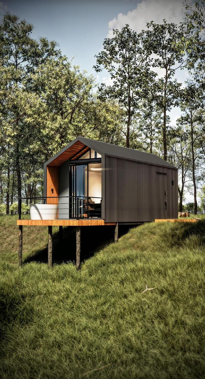 Cabana Carol em steel frame instalada em terreno inclinado